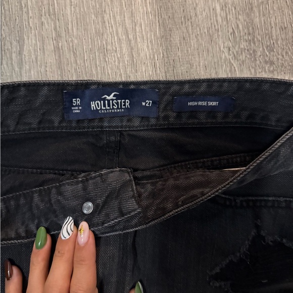 Hollister Black Ripped Mini Skirt - Picture 4 of 4
